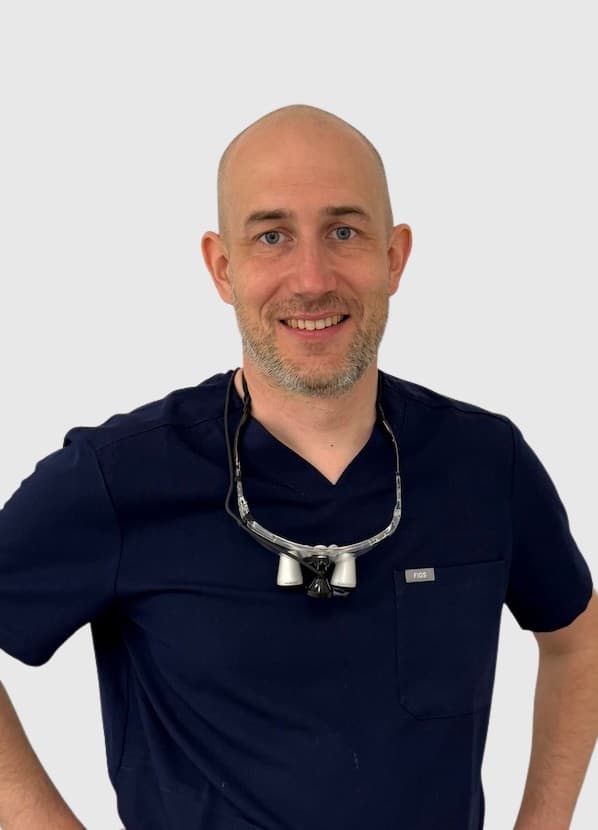 Mag. Dr. Florian Korber – Oralchirurg und Zahnarzt